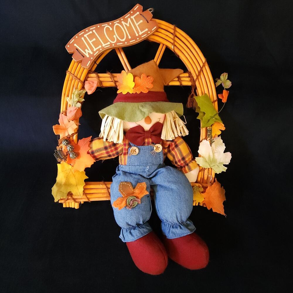 Fall Harvest Welcome Door Hanger Wreath Scarecrow Leaves Thanksgiving Decor Sign
